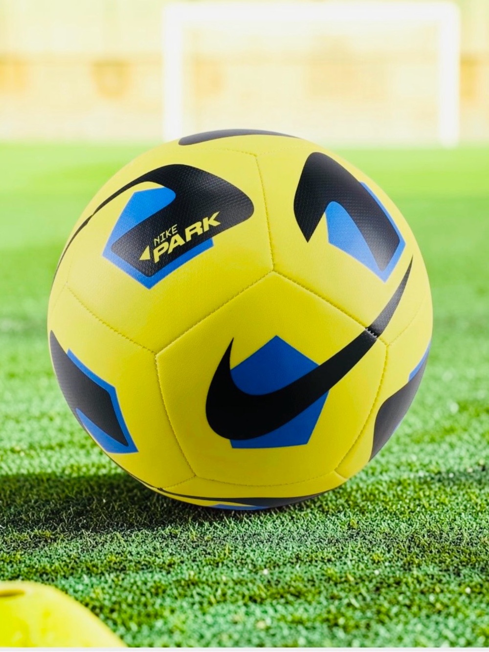 Nike Park Soccer Ball Yellow/Black/Blue Official Match Ball FZ7551-765 Size 5
